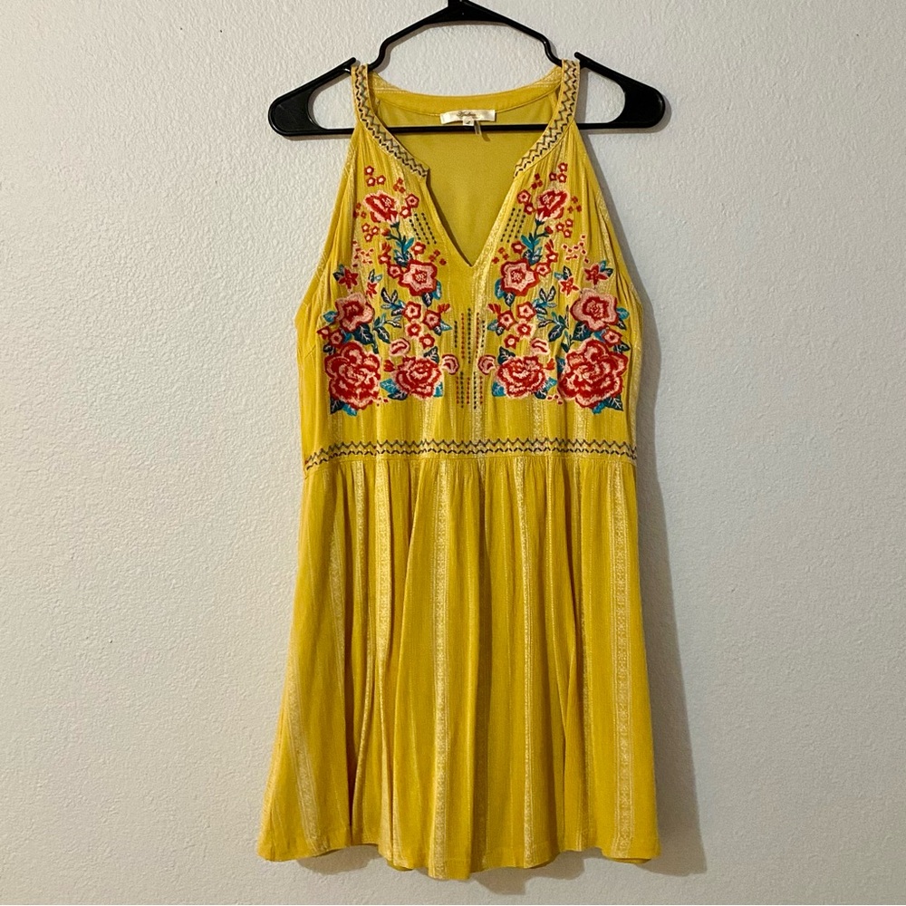 ANDREE BY UNIT Yellow Pleated Tiered Sundress